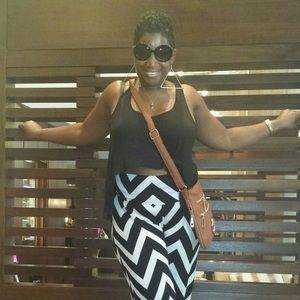 Meet your Posher, Nena